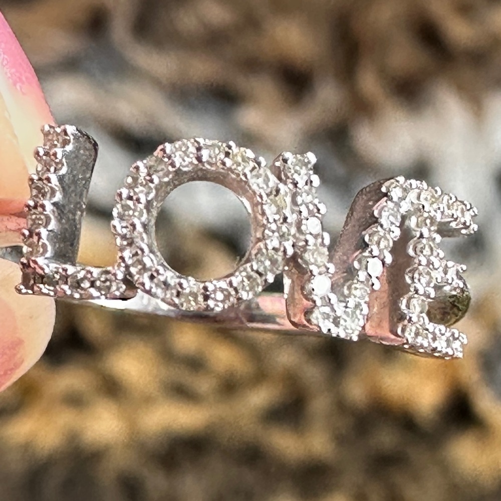 SIMPLY VERA VERA WANG Sterling Silver Diamond LOVE Ring - Picture 2 of 9